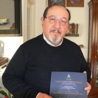 Dino Vincenzo Patroni ha donato alla istituenda Biblioteca “Cardinale Brancati” di Lauria una preziosissima monografia