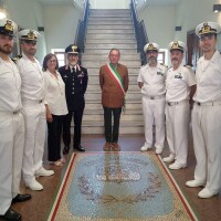 Ruggiero ed il suo castello esaltano storia e cultura. Una delegazione della Marina Militare in visita alla città di Lauria